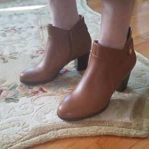 Giani Bernini Heeled Bootie Women's Boots in Camel